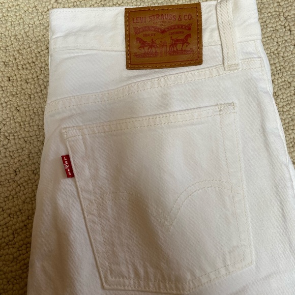 Levi’s High-Rise White Jean size 27 - Picture 6 of 6